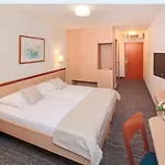 Valamar Sanfior & Casa فندق 4*