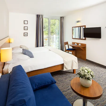 Valamar Sanfior & Casa 4* ראבץ