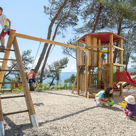 מלון Valamar Sanfior & Casa 4*