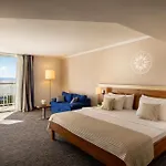 ホテル Valamar Sanfior & Casa ラバック
