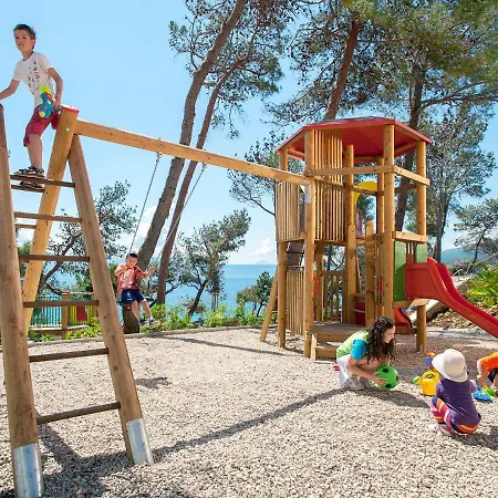 Hotel Valamar Sanfior & Casa 4*